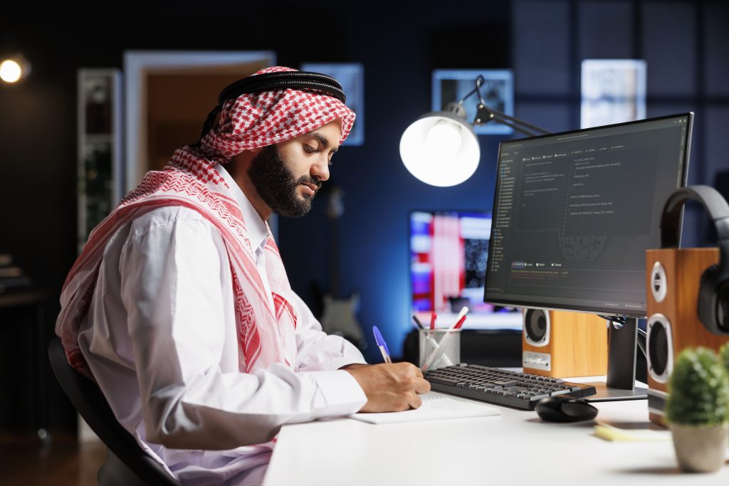 How to Hire App Developers in Saudi Arabia? 2 App Developers in Saudi Arabia
